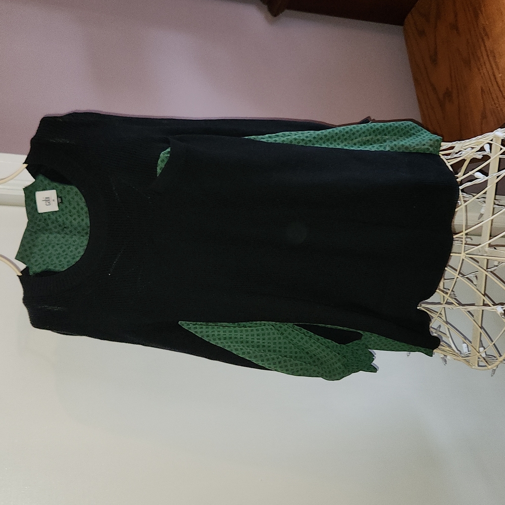 ✨3 for $15 sale ✨ Cabi Get Together Sweater Blouse Black Green Size M